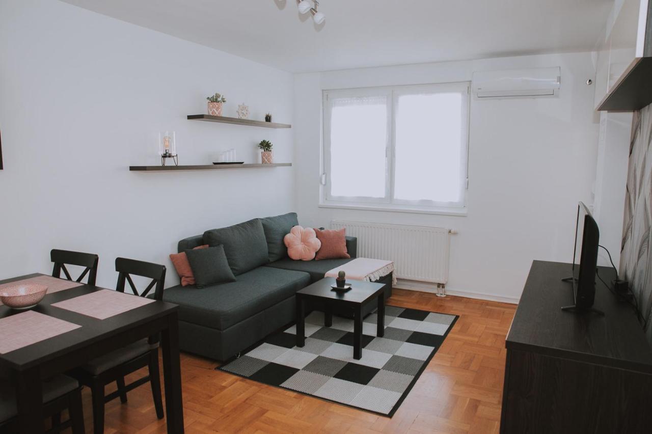 Apartment Nika, Arena Zagreb Buitenkant foto