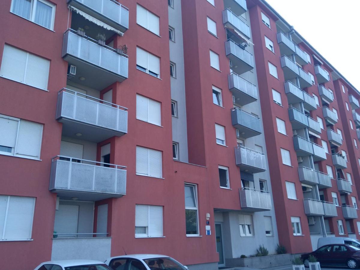 Apartment Nika, Arena Zagreb Buitenkant foto